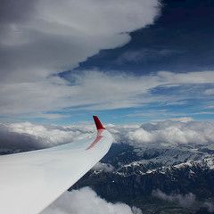 Flugwegposition um 13:38:09: Aufgenommen in der Nähe von Glarus, Schweiz in 5263 Meter